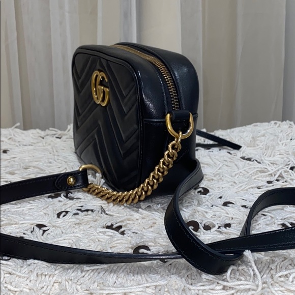 SOLD Gucci Black leather Mini Marmont Camera bag - Picture 9 of 16